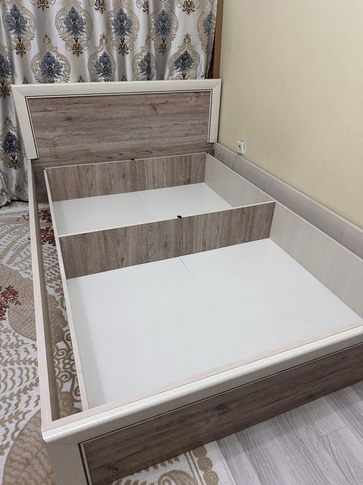 Продам спальный кровать