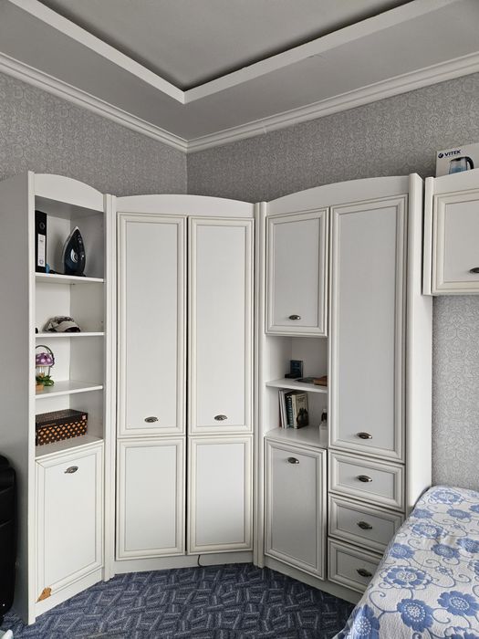 Спальный гарнитур с кооватью