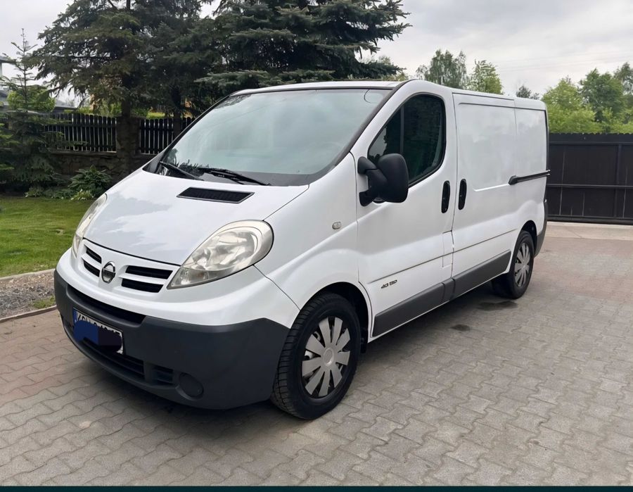 Транспорт /транспортни услуги с бус