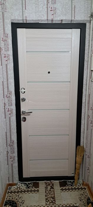 Продаётся двухкомнатная  квартира