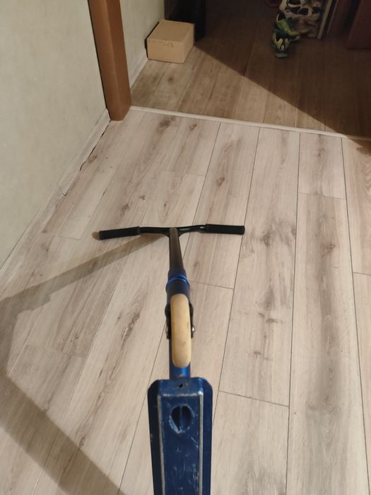 Продам самокат трюковой