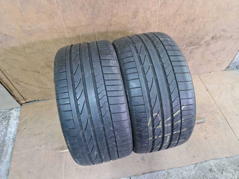 2 Bridgestone R19 255/30
летни гуми Runflat 
DOT4319