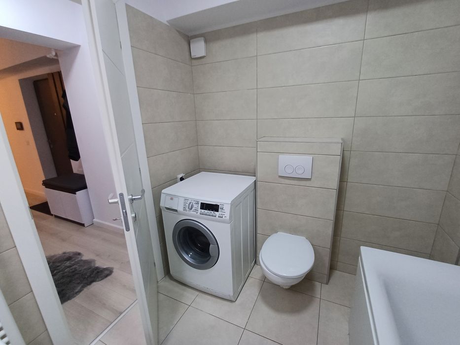 Ofer spre închiriere apartament 2 camere ,loc de parcare Conest Ozana