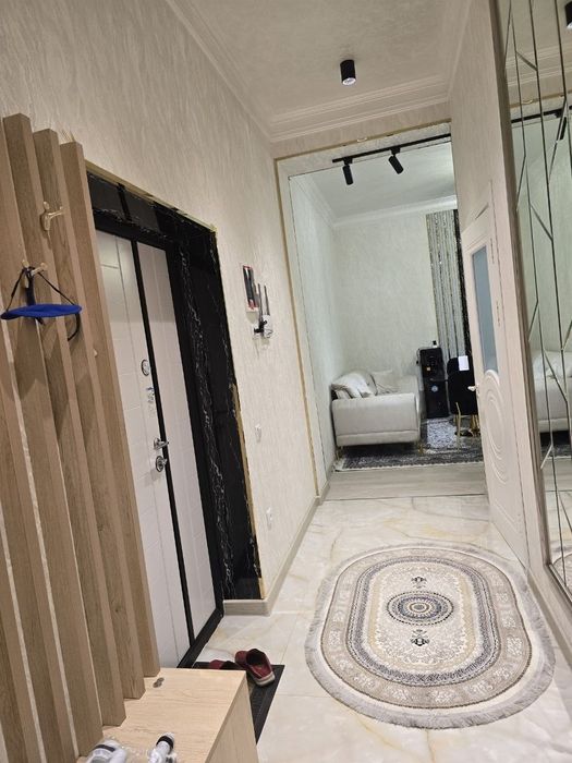 Новза хамза метро новос. Голд. Хауз. 1/2/7. Семья