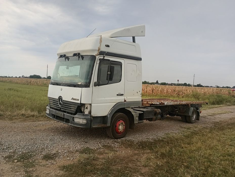 Camion Mercedes atego