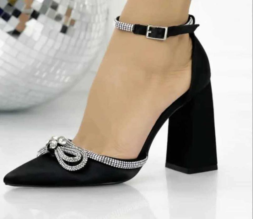 Lot imbracaminte si incaltminte