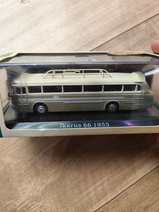 Autobuze scara 1.72