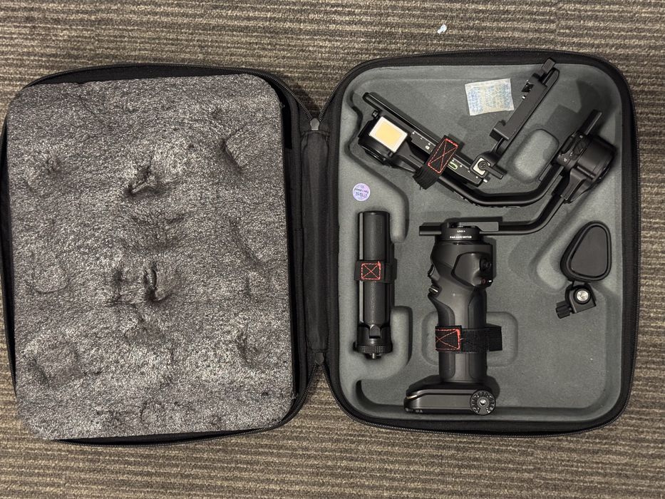 Zhiyun crane 4 combo