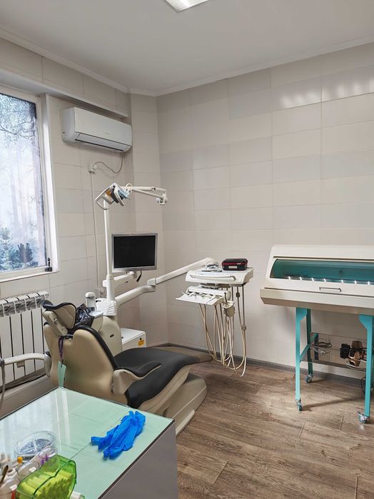 Сдам в аренду стоматологическая кабинет.