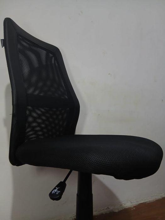 Scaun de birou negru