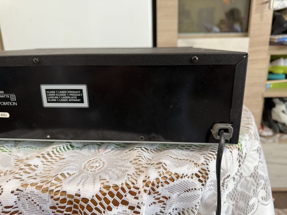 Yamaha CD 585 Player