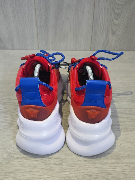 Versace Chain Reaction