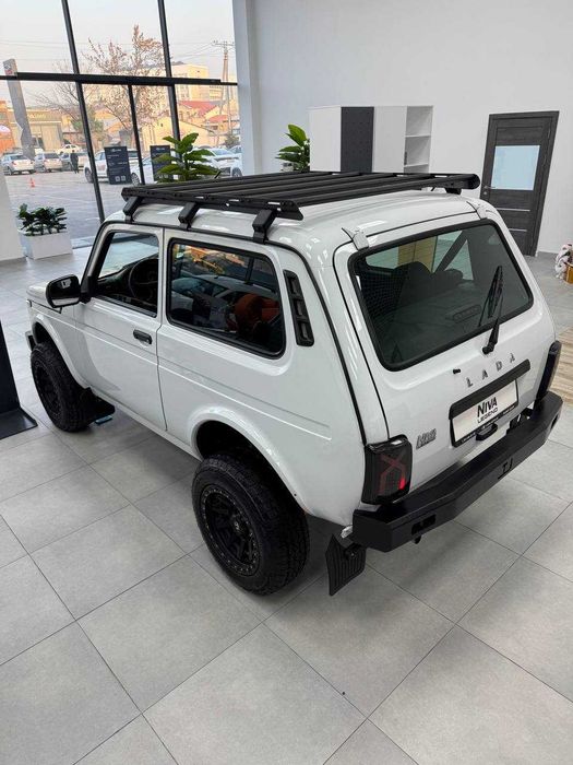 LADA Niva Legend