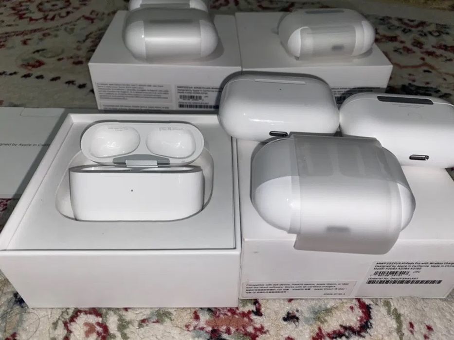 Airpods pro 1/Airpods 3/Airpods pro 2 case/кейс/Новый-Б/у