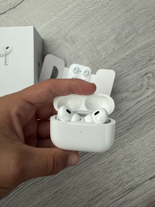 Airpods Pro 2 noi , negociabil