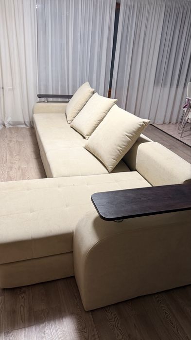 Продам диван в отличном состоянии