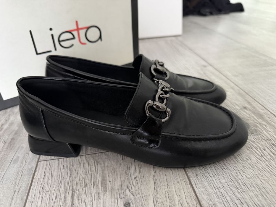 Туфли женские черные