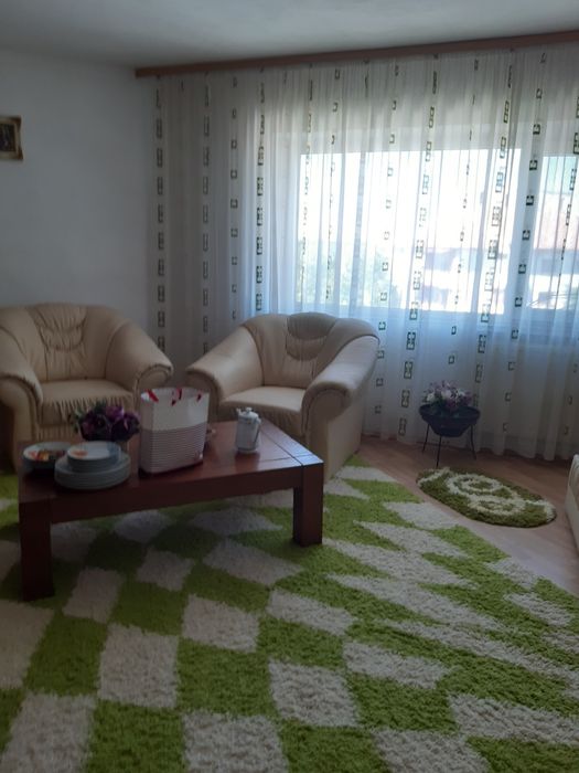 Inchiriez apartament cu două camere strada savenilor nr.36, Botoșani.