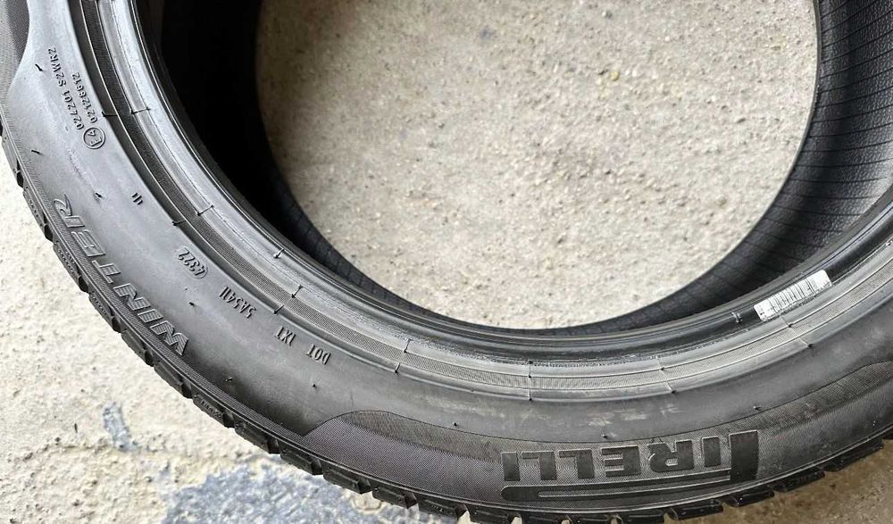 255/45 R19 Pirelli SOTTOZERO 3 Elect Pncs Dot 4322