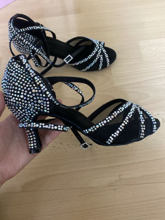 Продам туфли