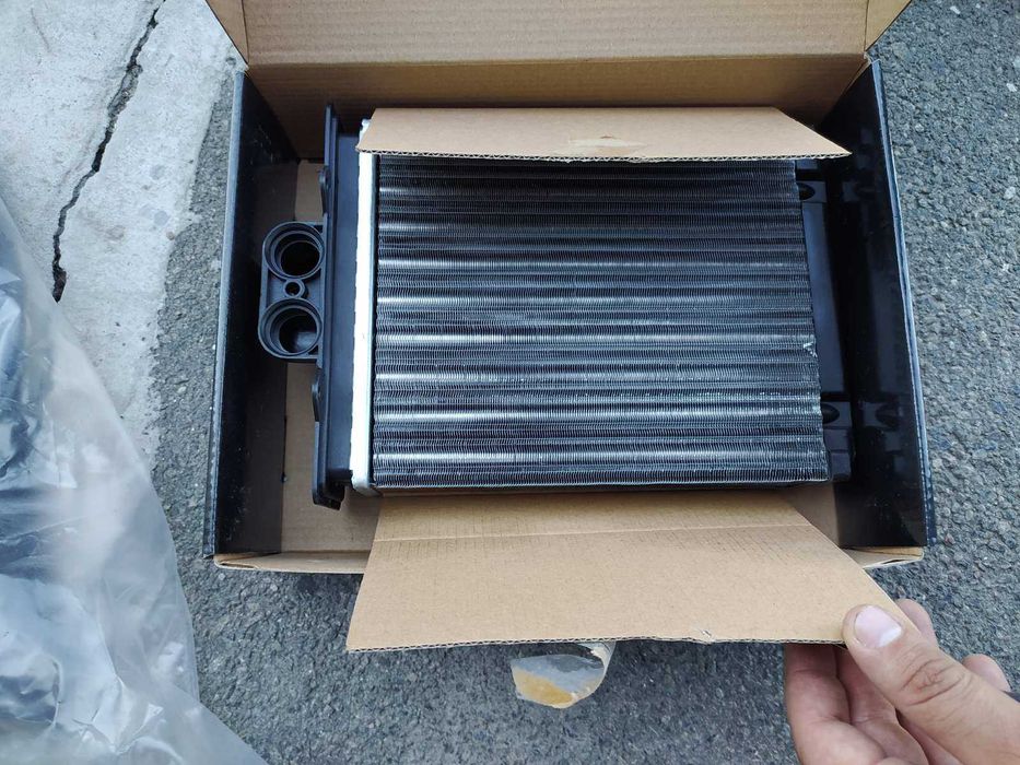 RADIATOR APA la mai mult de 1000 de modele DEPOZIT NOU POLCAR