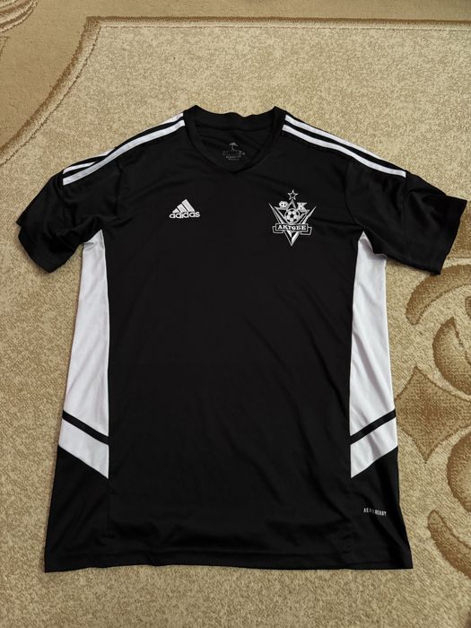 Кофта adidas размер М