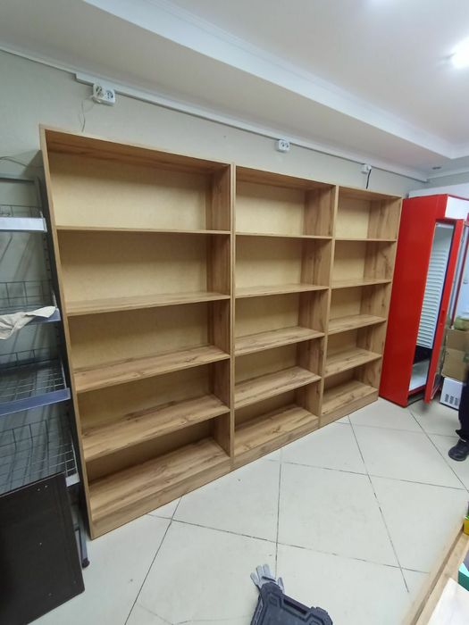 Торговые стеллажи