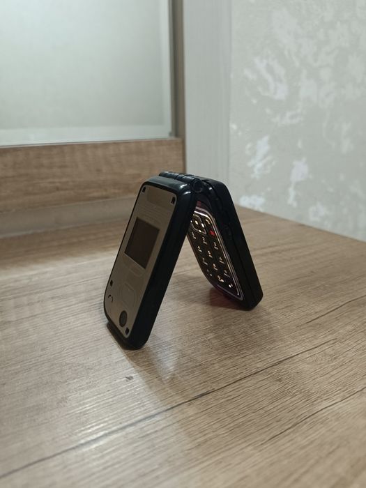 Nokia 6260 Nokia 7270 раскладушки