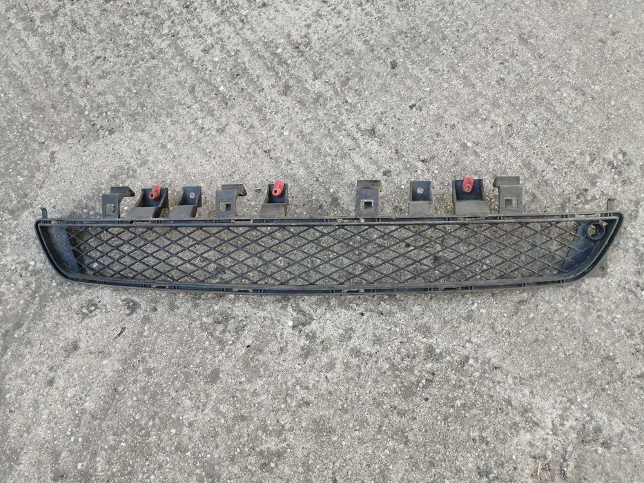 grila din bara Opel Insignia 100 lei