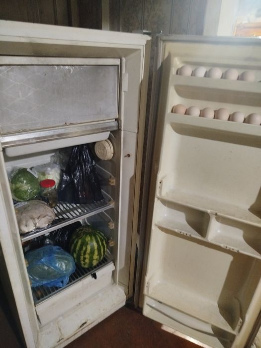 Продается холодильник ЗИЛ