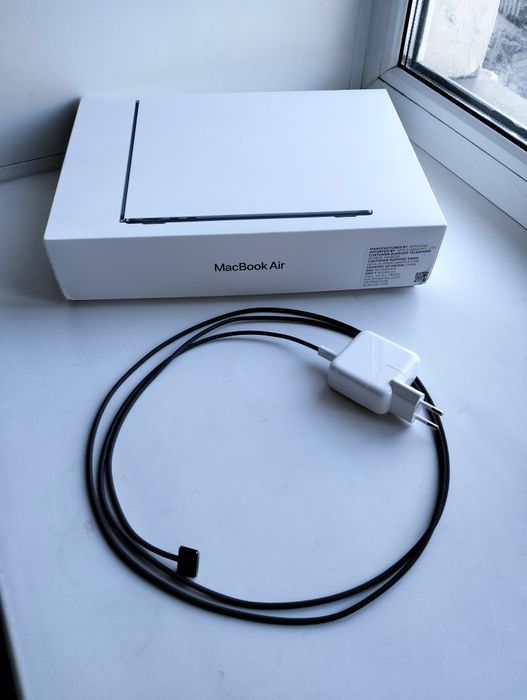 MacBook Air 13 M2 16/256