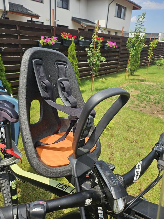 Scaun pentru copii plus geam protecție, cu montare pe bicicleta in fata - Thule Yepp Nexxt  Mini