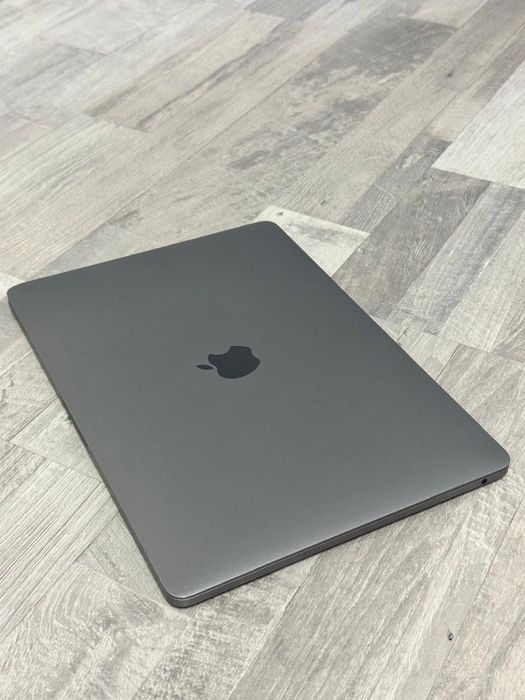 Макбук про  MacBookPro 2017 г