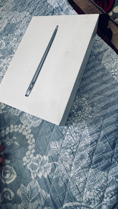 MacBook Air 13-inch б/у.