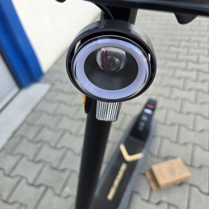NIU KQI2 Pro Scooter  /Trotinetă  Electrică cu Viteza Maximă de 25km/h și Autonomie Maximă de 40km