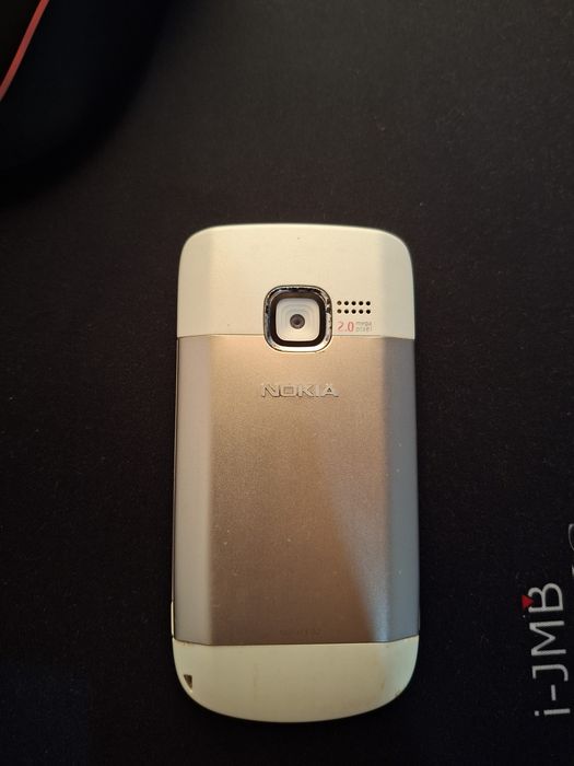 Телефон Nokia C3-00 с QWERTY клавиатура