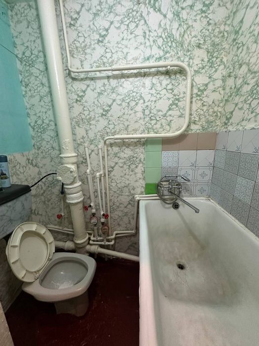 Сдается 1 комнатная квартира 
Для семейным в горде Алмалыке