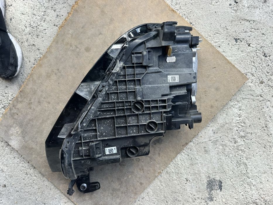 VW T-Roc ляв фар LED