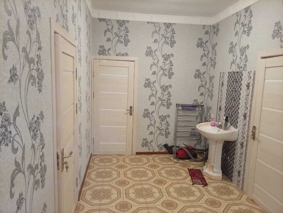 3 хонали квартира Ижарага берилади. Факат Оилага