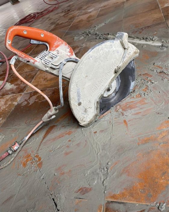 Executam demolari de case/pereti/ziduri/garaje