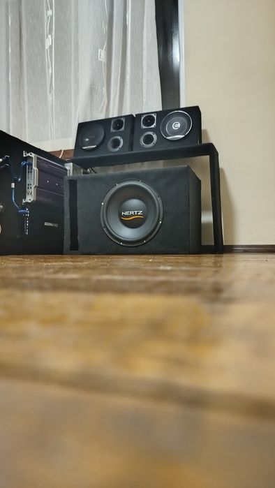 Hertz Energy ES 300+ 4 канален усилвател