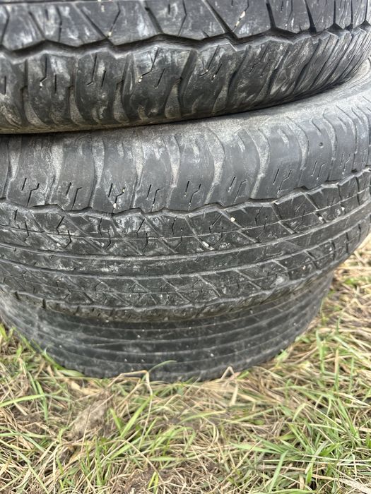Продам б/у шины от Митсубиси Л 200