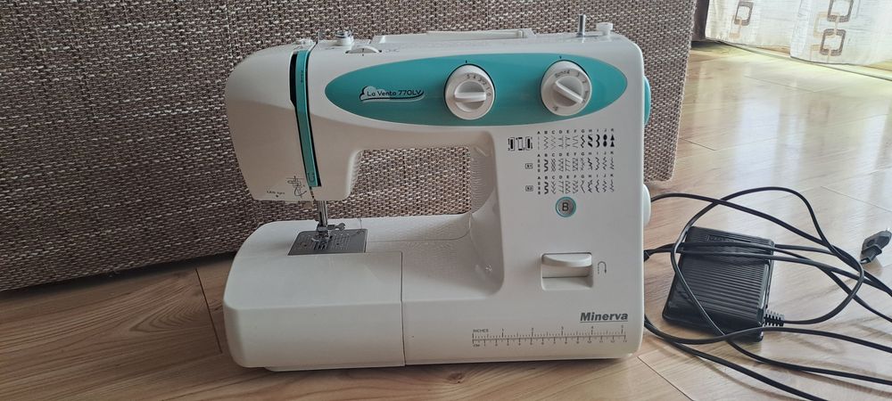 Masina de cusut minerva 32 cusaturi
