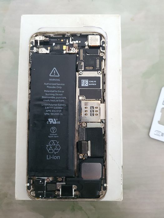 Продам iphone 5S