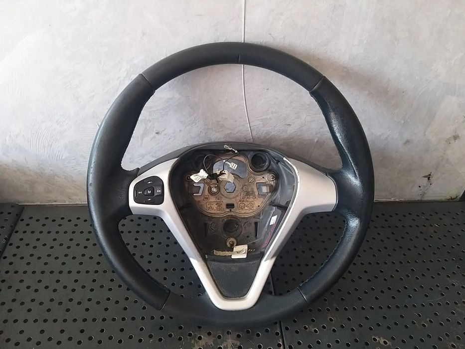 Volan piele in 3 spite cu comenzi ford fiesta 6 cb1 ccn 8a613600eg38c5 62144000