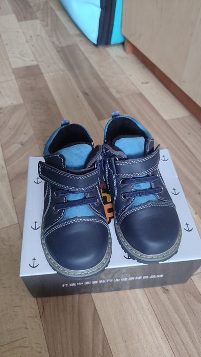 Ботинки детские новые