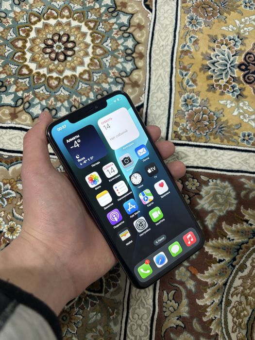 Срочно продам айфон хс мах