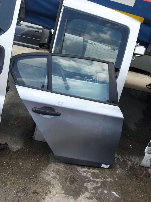 Usa Spate Dreapta BMW Seria 1 E87 2006
