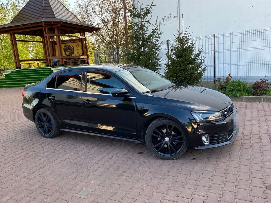Vw Jetta 1.6 tdi 105 cp 2012