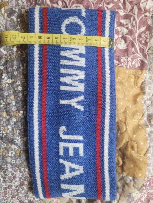 Esarfa bentita Tommy Jeans